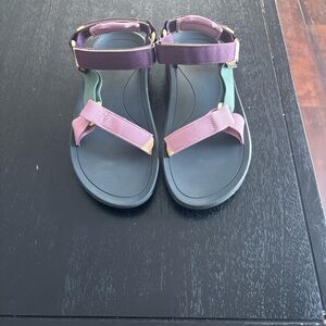 Teva Youth Hurricane XLT 2 Brand New